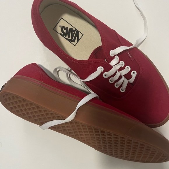 Vans - Picture 3 of 3